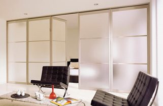 間仕切り開閉壁