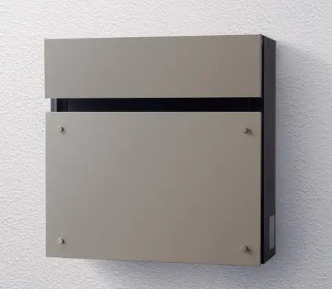 パネル：ステンシルバー色