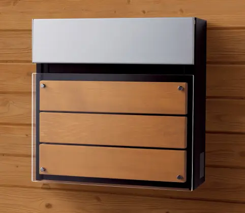 木パネル：チークブラウン色