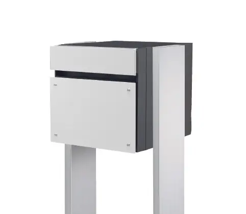 ポールに取り付け