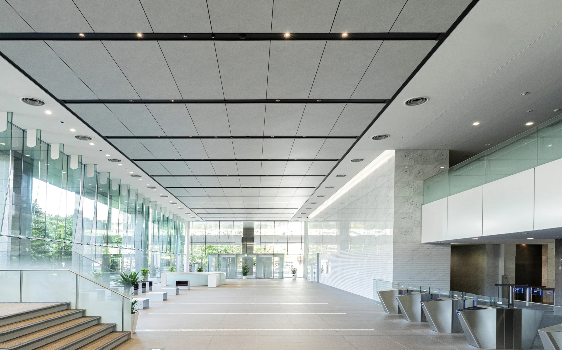 照明器具をすっきり納めるエアリライト　設備ラインタイプ