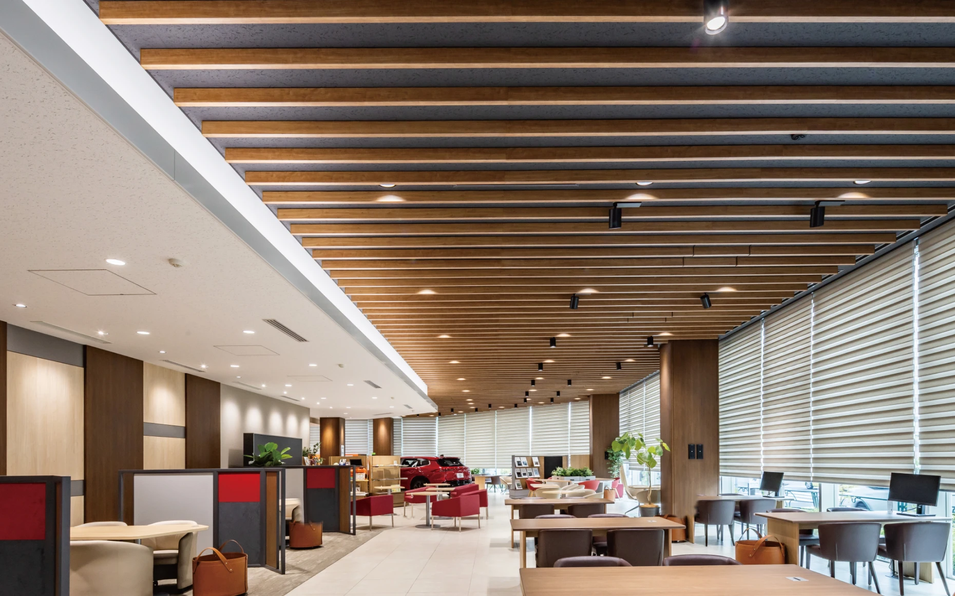 デザイン性の高い不燃軽量造作材　エアリライトルーバー