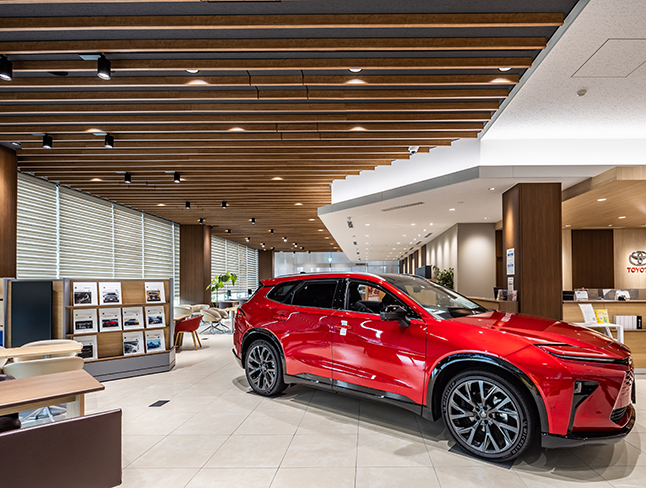 商業施設　トヨタモビリティ東京 小平BS前店　エアリライトルーバー事例