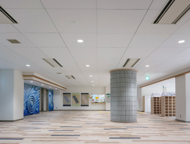 教育（文教）施設　品川区中学校　エアリライトスクエアタイプ事例