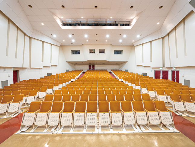 公共施設　富岡市生涯学習センター 大ホール　エアリライトスクエアタイプ事例