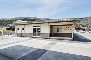 外観写真:特別養護老人ホーム 花岡荘