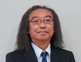 秦 隆志 教授