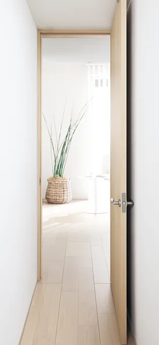 ハイドア（枠外高2400mm）