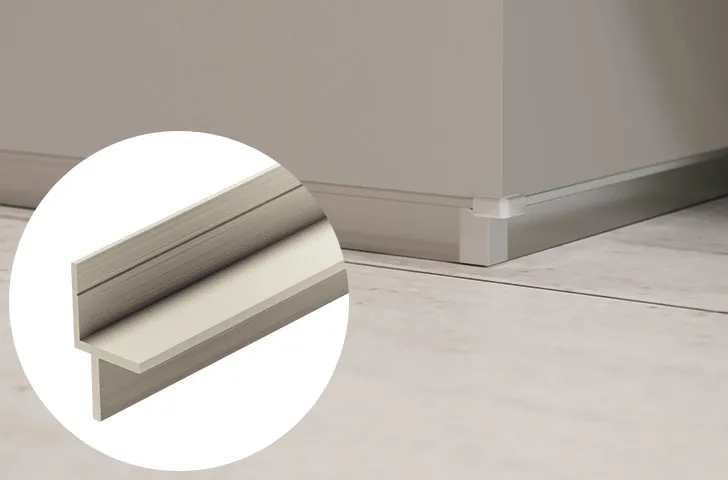 造作部材：フロートタイプ幅木（金属製）