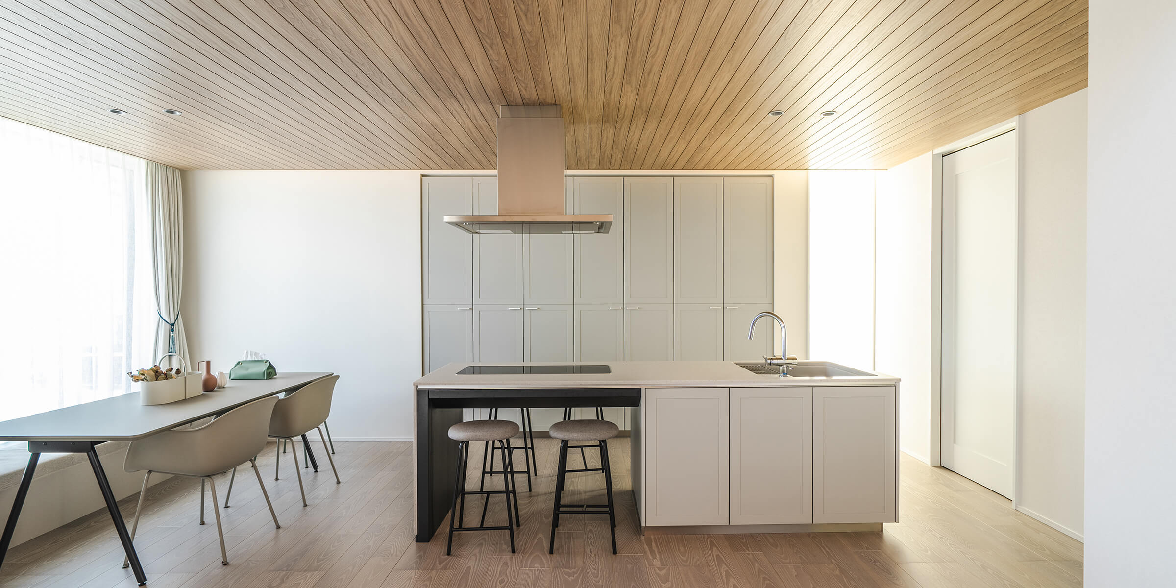 常識破りな「泊まれる」モデルハウス