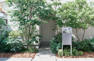 サインポスト・宅配ボックス・エントランスポール