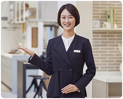 写真：アドバイザー