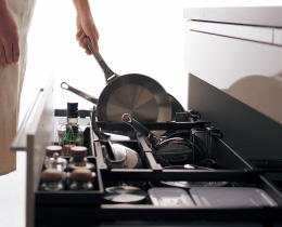 システムキッチン：収納