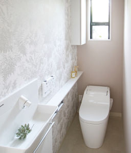 ホワイト際立つエレガント空間​