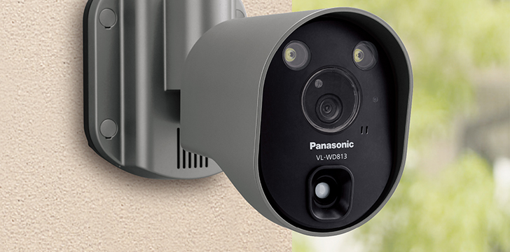 センサーライト付きワイヤレスカメラ連携すると自宅周りを確認できます。