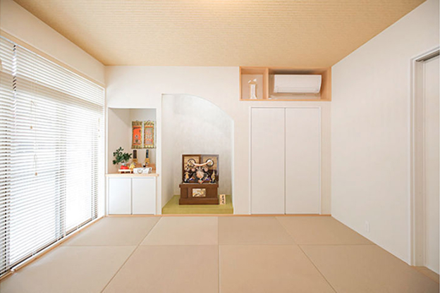 客間としても子供の遊び場としても使える明るい和室