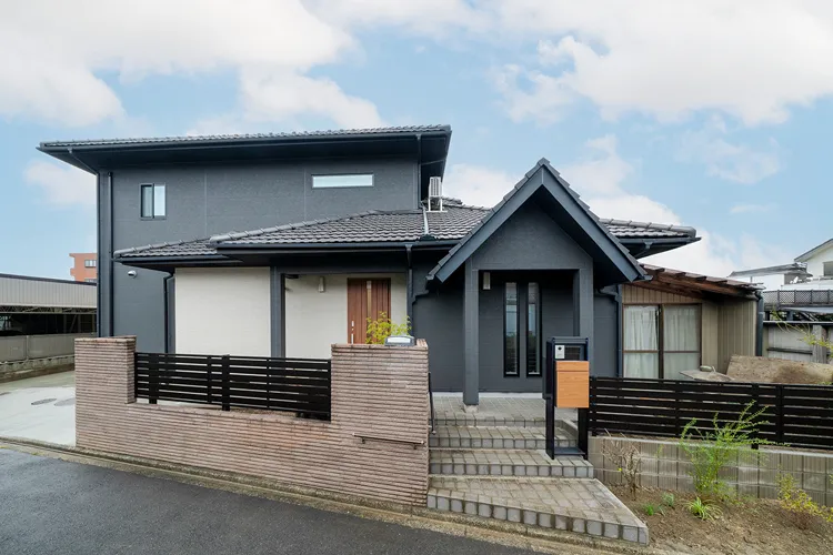 写真:リフォーム後の外観