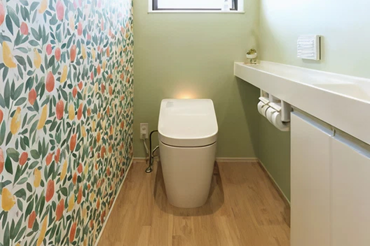 テーマは「森」家族の癒し空間トイレ