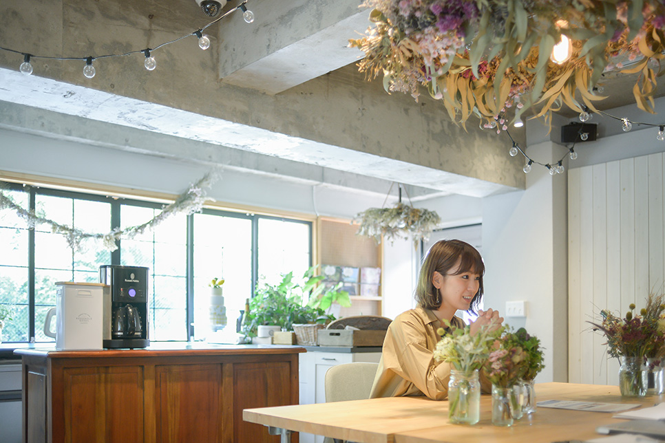 インタビューに答える村上さん①