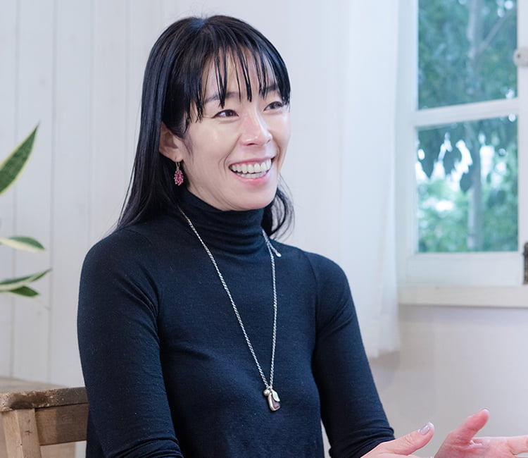 坂田夏水さん 写真