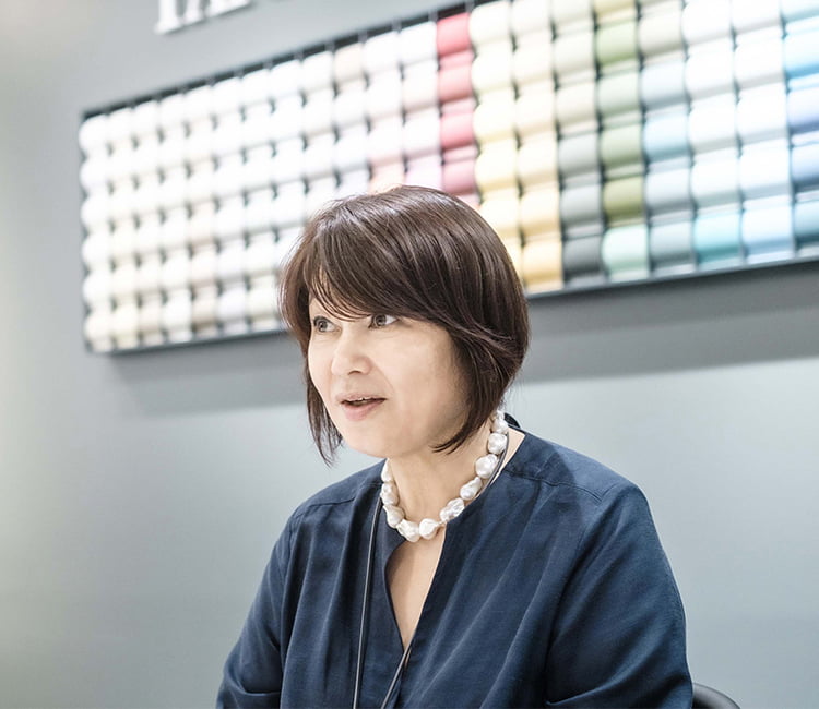 秋山千恵美さん 写真